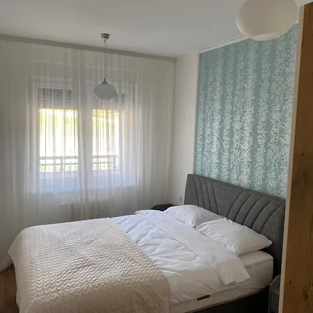 Zeus Apartment Hiseti