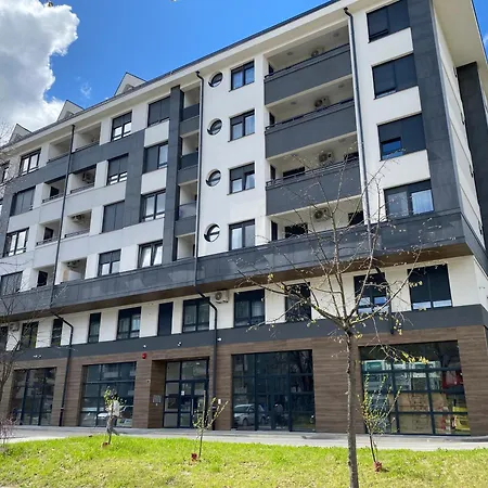 Zeus Apartment